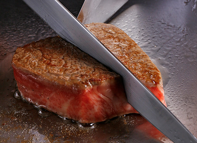 おいしい神戸牛のステーキはランチにもぴったり！～三宮で神戸牛を楽しむなら【モーリヤ】へ～