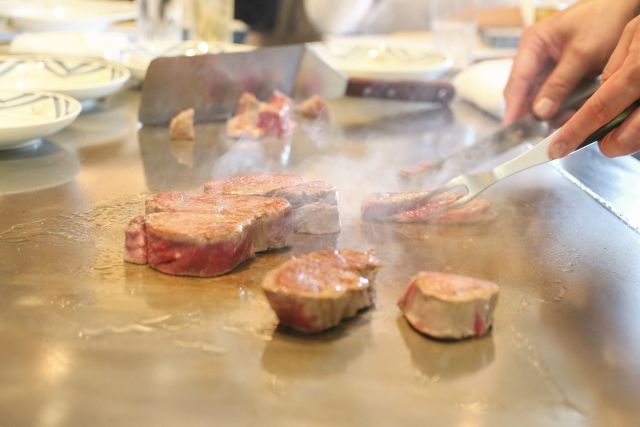 神戸の老舗鉄板焼きステーキレストラン モーリヤのはじまり